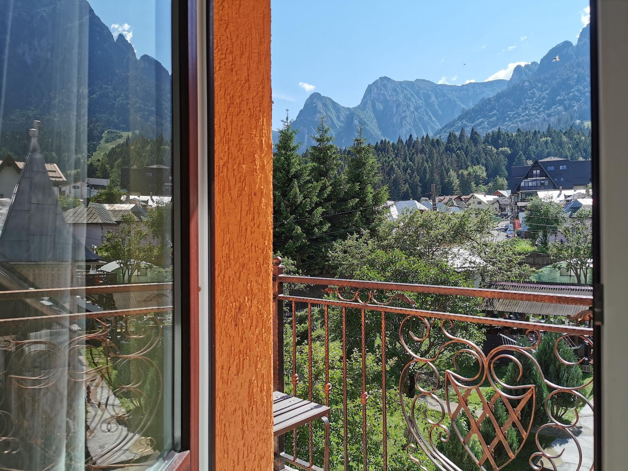 Hotel Iri Busteni Exterior photo