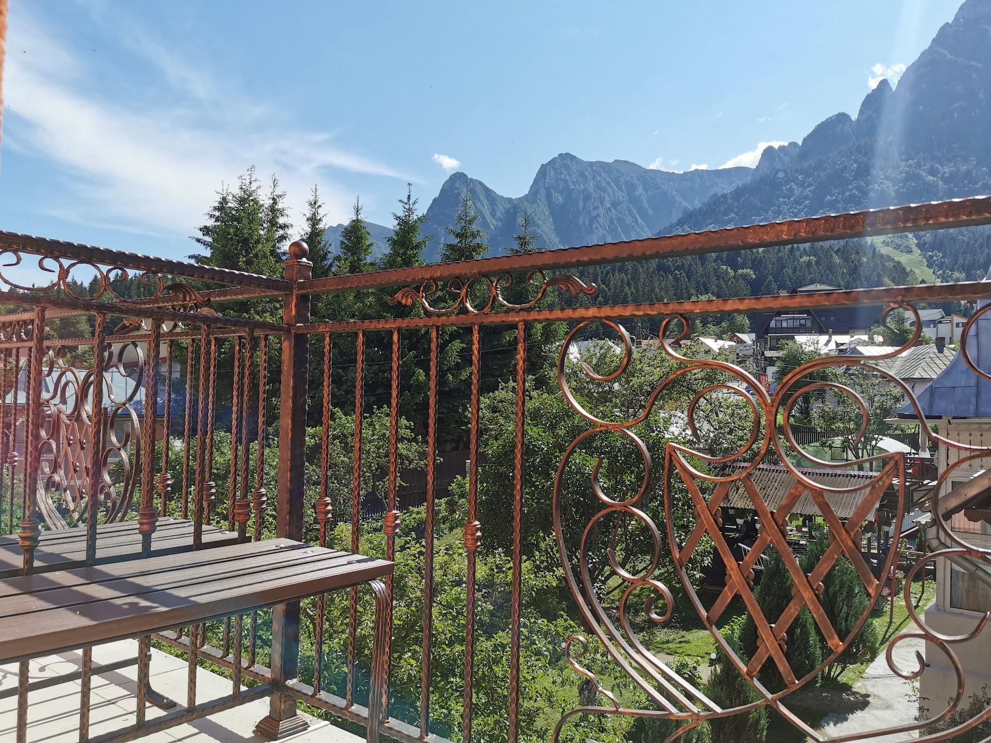 Hotel Iri Busteni Exterior photo